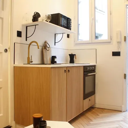 New Apt Close To Pere Lachaise Lägenhet